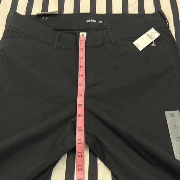 NWT Old Navy ⚓️ Mid-Rise Pixie Pants Black Size 10 - Picture 4 of 5
